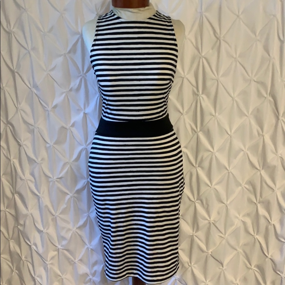 Black&White striped form fitting dress
